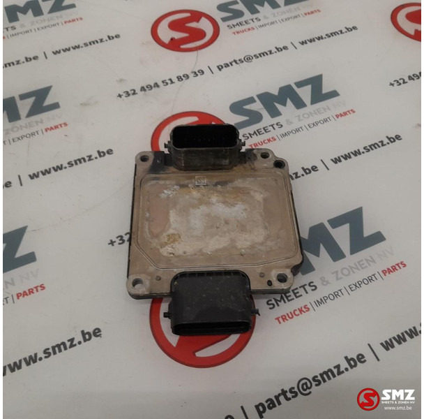 Iveco Occ ECU EST52 intarder regeleenheid 12AS2331TD Ive - Bloc de gestion pour Camion: photos 4 Iveco Occ ECU EST52 intarder regeleenheid 12AS2331TD Ive - Bloc de gestion pour Camion: photos 4