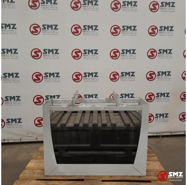 Iveco Occ gereedschapskoffer 175L Iveco - Frame/ Châssis pour Camion: photos 2 Iveco Occ gereedschapskoffer 175L Iveco - Frame/ Châssis pour Camion: photos 2