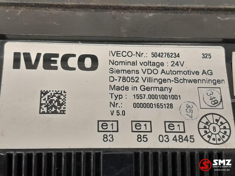 Iveco Occ instrumentenpaneel Iveco - Panel de instrumentos pour Camion: photos 5 Iveco Occ instrumentenpaneel Iveco - Panel de instrumentos pour Camion: photos 5