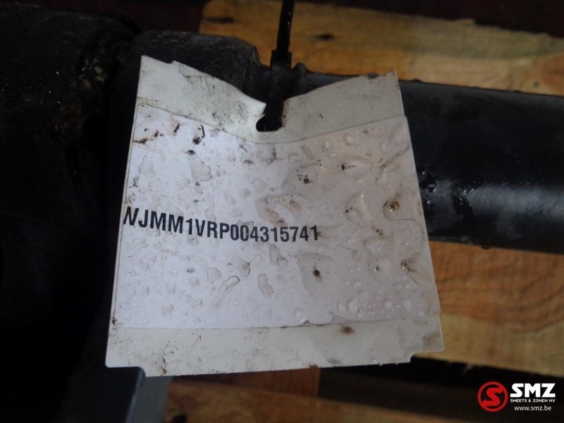 Iveco Occ kantelsteun cabine - Suspension de cabine pour Camion: photos 4 Iveco Occ kantelsteun cabine - Suspension de cabine pour Camion: photos 4