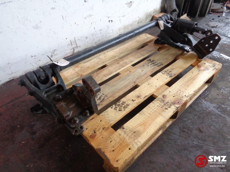 Iveco Occ kantelsteun cabine - Suspension de cabine pour Camion: photos 2 Iveco Occ kantelsteun cabine - Suspension de cabine pour Camion: photos 2