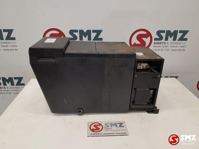 Iveco Occ koelkast Iveco - Cabine et intérieur pour Camion: photos 3 Iveco Occ koelkast Iveco - Cabine et intérieur pour Camion: photos 3