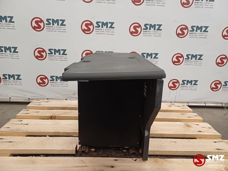 Iveco Occ koelkast Iveco - Cabine et intérieur pour Camion: photos 4 Iveco Occ koelkast Iveco - Cabine et intérieur pour Camion: photos 4