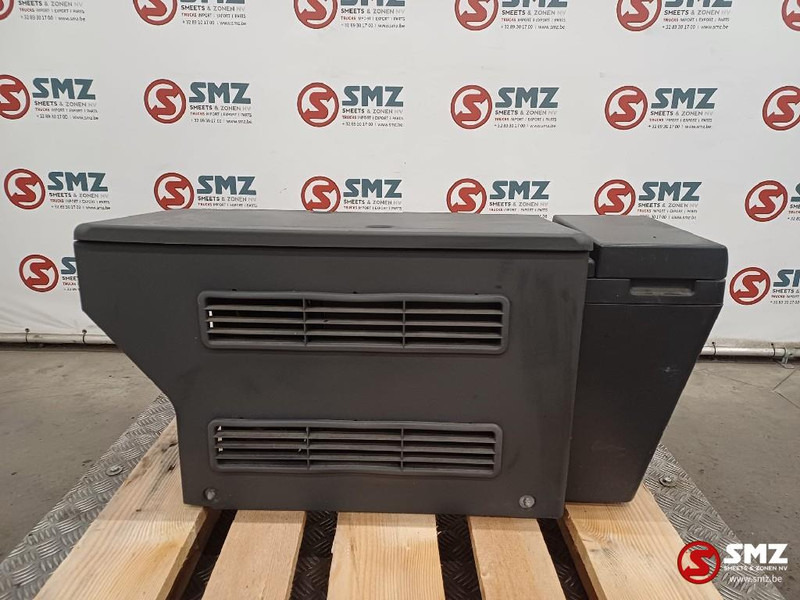 Iveco Occ koelkast Iveco - Cabine et intérieur pour Camion: photos 2 Iveco Occ koelkast Iveco - Cabine et intérieur pour Camion: photos 2