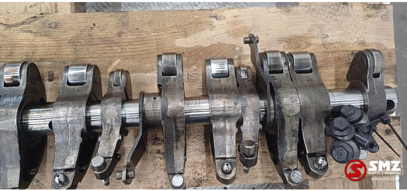 Iveco Occ tuimelaaras + tuimelaars F3AE3681 Cursor 10 Iv - Moteur et pièces pour Camion: photos 2 Iveco Occ tuimelaaras + tuimelaars F3AE3681 Cursor 10 Iv - Moteur et pièces pour Camion: photos 2