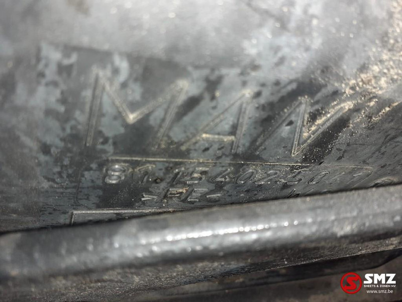 MAN Occ AdBluetank 60L MAN - Préparation du carburant pour Camion: photos 5 MAN Occ AdBluetank 60L MAN - Préparation du carburant pour Camion: photos 5