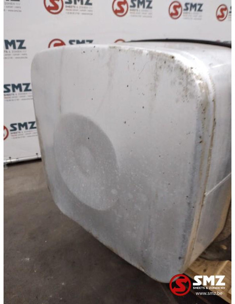 MAN Occ brandstoftank 600L MAN - Réservoir de carburant pour Camion: photos 4 MAN Occ brandstoftank 600L MAN - Réservoir de carburant pour Camion: photos 4