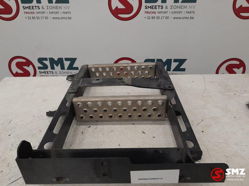 MAN Occ opstap werkplatform MAN - Frame/ Châssis pour Camion: photos 4 MAN Occ opstap werkplatform MAN - Frame/ Châssis pour Camion: photos 4