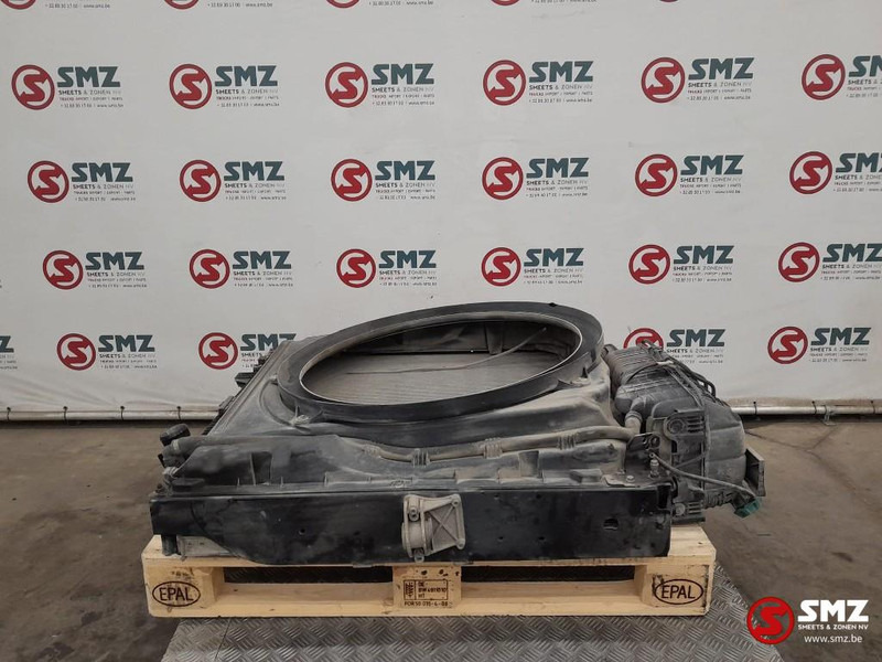 MAN Occ radiator + intercooler + expansievat MAN - Radiateur pour Camion: photos 3 MAN Occ radiator + intercooler + expansievat MAN - Radiateur pour Camion: photos 3
