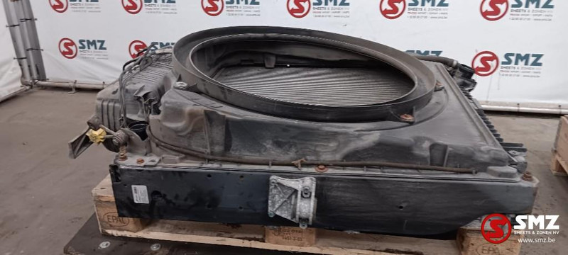 MAN Occ radiators met expansievat MAN - Radiateur pour Camion: photos 1 MAN Occ radiators met expansievat MAN - Radiateur pour Camion: photos 1