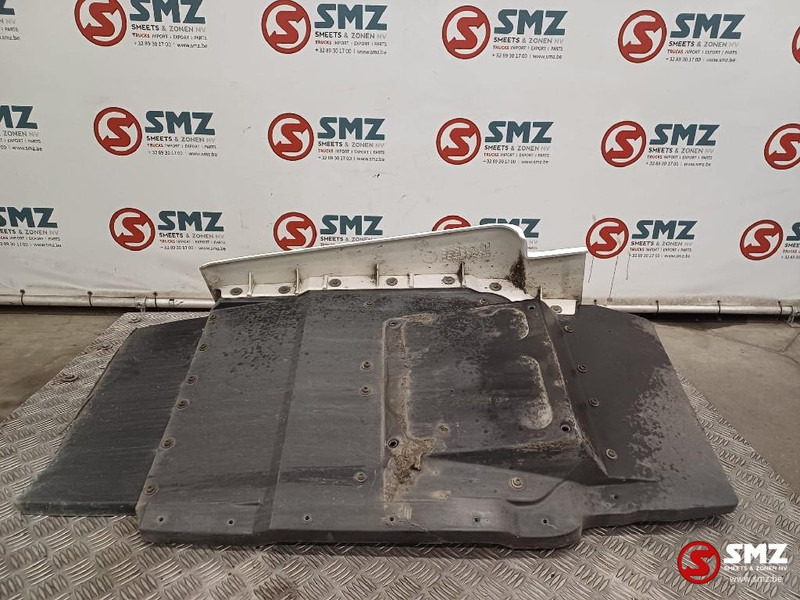 MAN Occ spatbord vooraan links MAN - Carrosserie et extérieur pour Camion: photos 2 MAN Occ spatbord vooraan links MAN - Carrosserie et extérieur pour Camion: photos 2