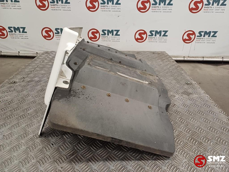 MAN Occ spatbord vooraan rechts MAN - Carrosserie et extérieur pour Camion: photos 4 MAN Occ spatbord vooraan rechts MAN - Carrosserie et extérieur pour Camion: photos 4