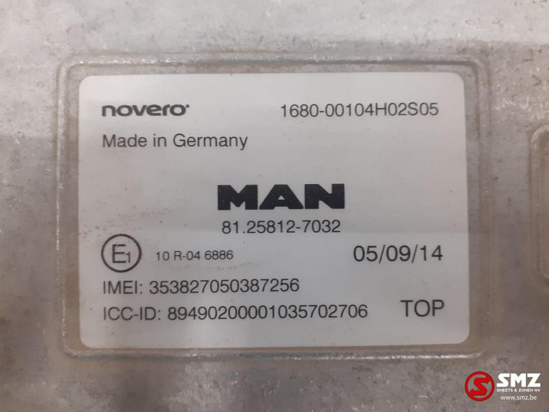 MAN Occ telematica regeleenheid MAN - Bloc de gestion pour Camion: photos 3 MAN Occ telematica regeleenheid MAN - Bloc de gestion pour Camion: photos 3