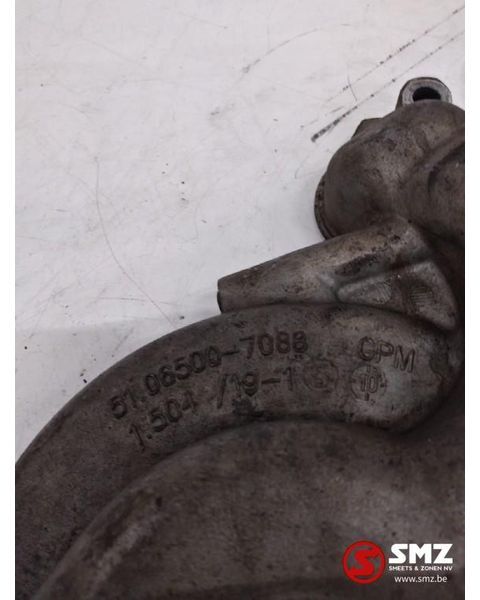 MAN Occ waterpomp MAN TGA 51065007088 - Pompe à liquide de refroidissement pour Camion: photos 5 MAN Occ waterpomp MAN TGA 51065007088 - Pompe à liquide de refroidissement pour Camion: photos 5