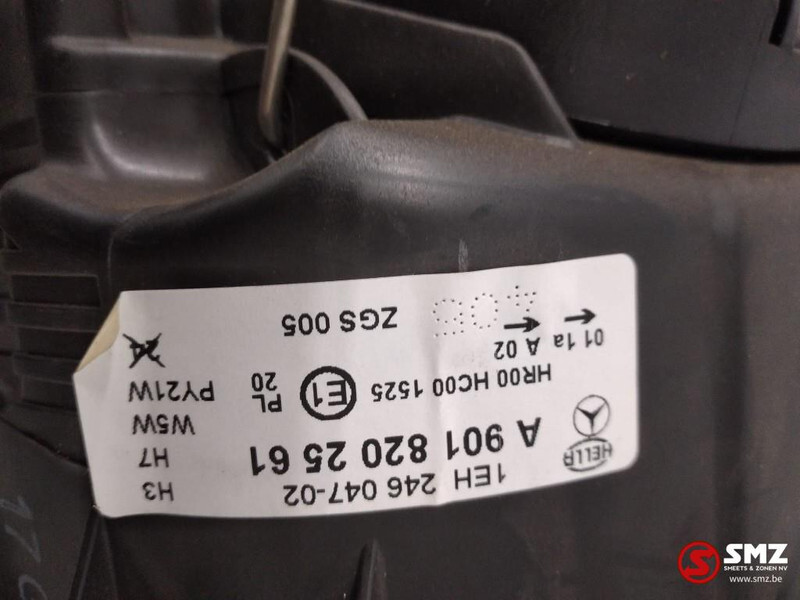 Mercedes-Benz Koplamp rechts mercedes sprinter w901 a9018202561 - Feu avant pour Camion: photos 3 Mercedes-Benz Koplamp rechts mercedes sprinter w901 a9018202561 - Feu avant pour Camion: photos 3