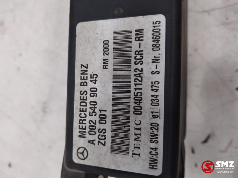 Mercedes-Benz Occ AdBlue regeleenheid Mercedes Actros MP3 A00254 - Bloc de gestion pour Camion: photos 2 Mercedes-Benz Occ AdBlue regeleenheid Mercedes Actros MP3 A00254 - Bloc de gestion pour Camion: photos 2