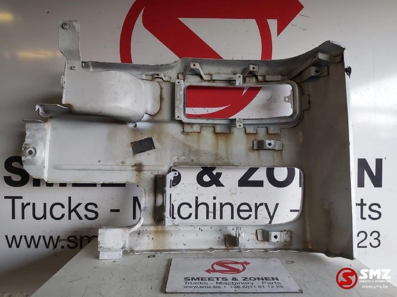 Mercedes-Benz Occ Bumperhoek rechts Mercedes Actros MP1 - Angle de pare-chocs pour Camion: photos 2 Mercedes-Benz Occ Bumperhoek rechts Mercedes Actros MP1 - Angle de pare-chocs pour Camion: photos 2