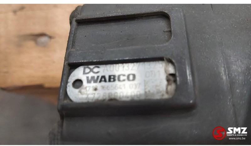 Mercedes-Benz Occ ECAS-magneetventiel Mercedes Actros MP4 - Suspension pneumatique pour Camion: photos 3 Mercedes-Benz Occ ECAS-magneetventiel Mercedes Actros MP4 - Suspension pneumatique pour Camion: photos 3