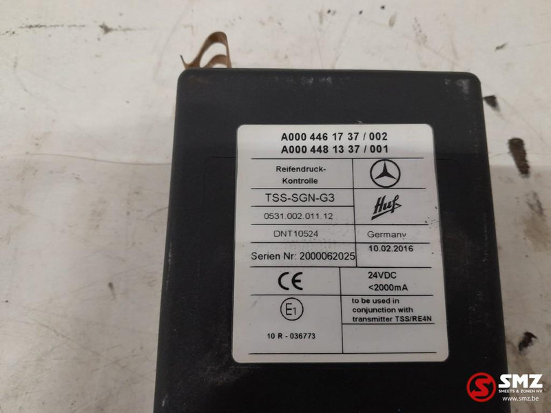 Mercedes-Benz Occ ECU TSS SGN G3 besturingseenheid Mercedes - Bloc de gestion pour Camion: photos 3 Mercedes-Benz Occ ECU TSS SGN G3 besturingseenheid Mercedes - Bloc de gestion pour Camion: photos 3