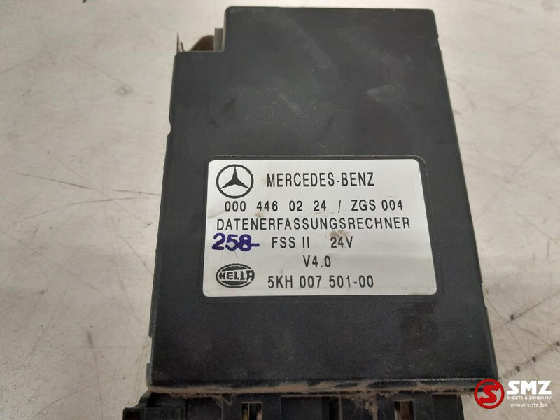 Mercedes-Benz Occ ECU ZGS-regeleenheid Mercedes - Bloc de gestion pour Camion: photos 5 Mercedes-Benz Occ ECU ZGS-regeleenheid Mercedes - Bloc de gestion pour Camion: photos 5