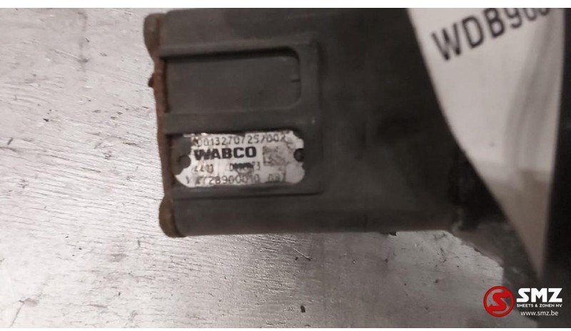 Mercedes-Benz Occ Ecas magneetventiel Actros MP4 - Suspension pneumatique pour Camion: photos 3 Mercedes-Benz Occ Ecas magneetventiel Actros MP4 - Suspension pneumatique pour Camion: photos 3