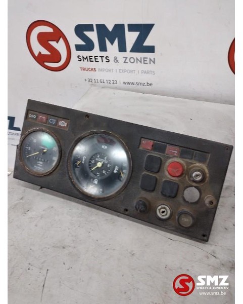 Mercedes-Benz Occ Instrumentenpaneel Mercedes - Panel de instrumentos pour Camion: photos 1 Mercedes-Benz Occ Instrumentenpaneel Mercedes - Panel de instrumentos pour Camion: photos 1