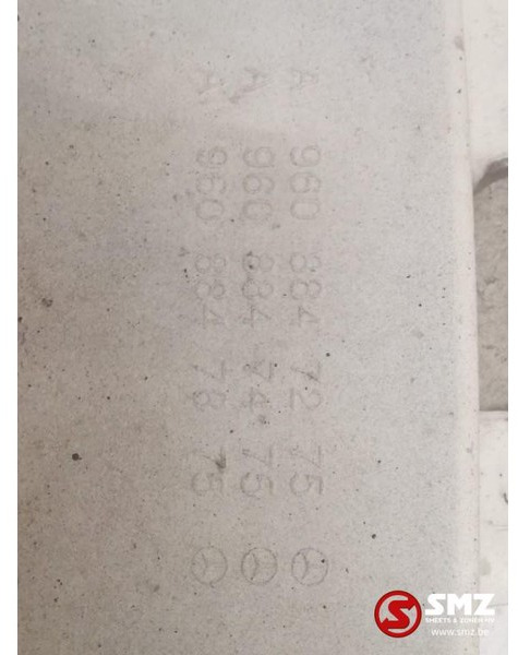 Mercedes-Benz Occ Spatbordverlenger links Actros 1851 - Carrosserie et extérieur pour Camion: photos 2 Mercedes-Benz Occ Spatbordverlenger links Actros 1851 - Carrosserie et extérieur pour Camion: photos 2