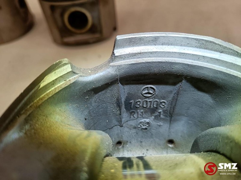 Mercedes-Benz Occ Zuiger 130mmSTD - Pistons/ Anneaux/ Manchons pour Camion: photos 3 Mercedes-Benz Occ Zuiger 130mmSTD - Pistons/ Anneaux/ Manchons pour Camion: photos 3