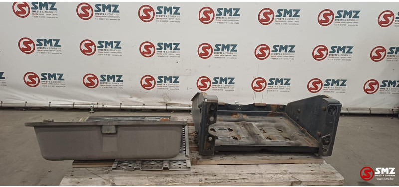 Mercedes-Benz Occ batterijbak Actros MP4 - Frame/ Châssis pour Camion: photos 5 Mercedes-Benz Occ batterijbak Actros MP4 - Frame/ Châssis pour Camion: photos 5