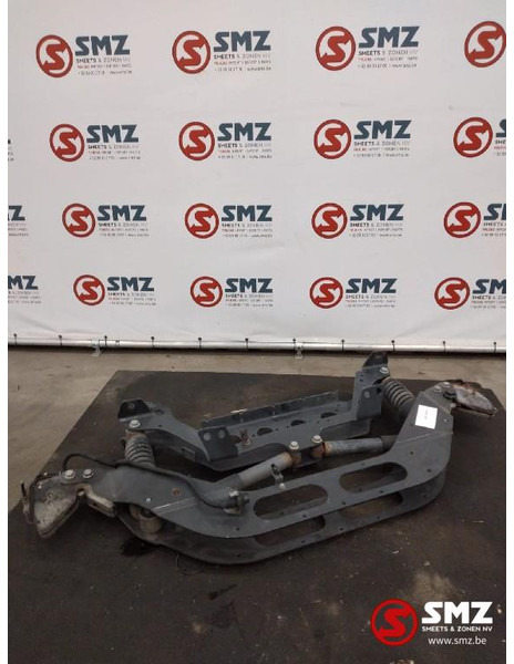 Mercedes-Benz Occ cabineophanging met slot Mercedes - Suspension de cabine pour Camion: photos 2 Mercedes-Benz Occ cabineophanging met slot Mercedes - Suspension de cabine pour Camion: photos 2