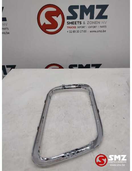 Mercedes-Benz Occ chrome frame verlichting links Mercedes Actros - Lumière/ Éclairage pour Camion: photos 1 Mercedes-Benz Occ chrome frame verlichting links Mercedes Actros - Lumière/ Éclairage pour Camion: photos 1