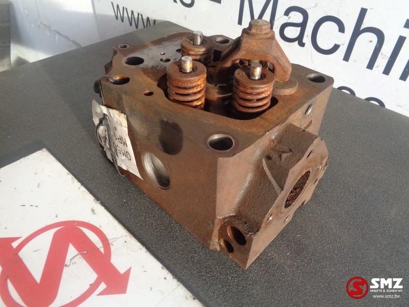 Mercedes-Benz Occ cilinderkop Mercedes OM501LA MP1 - Culasse pour Camion: photos 3 Mercedes-Benz Occ cilinderkop Mercedes OM501LA MP1 - Culasse pour Camion: photos 3