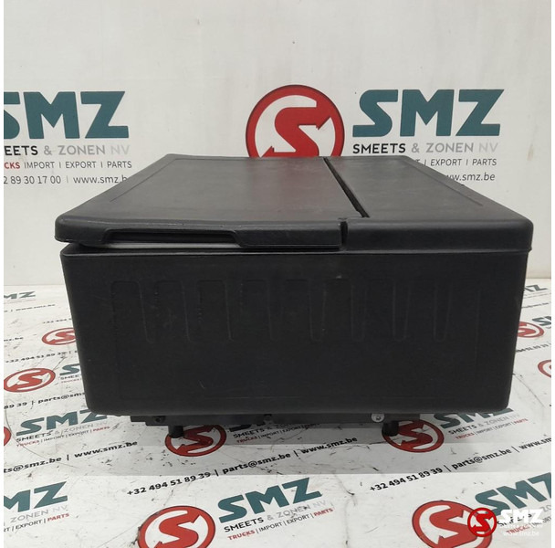 Mercedes-Benz Occ koelkast Mercedes - Cabine et intérieur pour Camion: photos 4 Mercedes-Benz Occ koelkast Mercedes - Cabine et intérieur pour Camion: photos 4