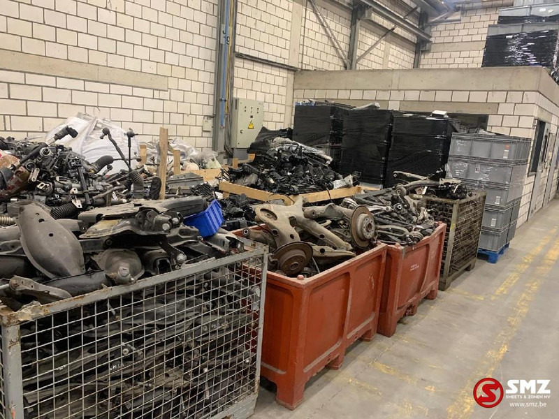 Mercedes-Benz Occ lot van Mercedes Personenwagen + 6000 stuks !! - Carrosserie et extérieur pour Voiture: photos 5 Mercedes-Benz Occ lot van Mercedes Personenwagen + 6000 stuks !! - Carrosserie et extérieur pour Voiture: photos 5