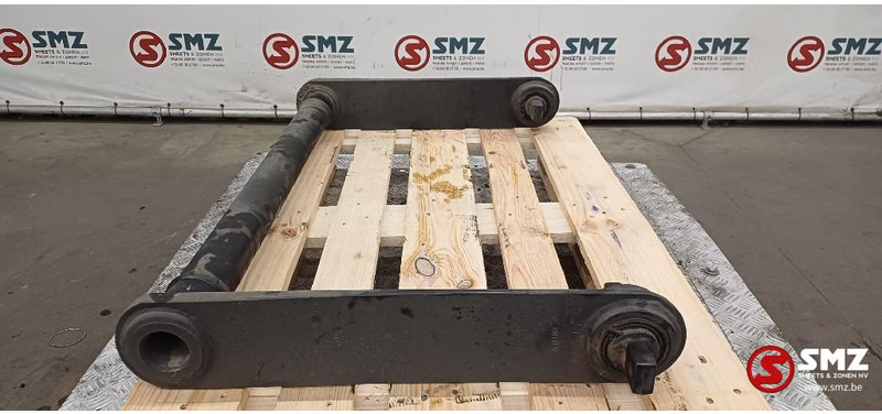 Mercedes-Benz Occ stabilisatorstang aandrijfas Mercedes - Commande de gouvernail pour Camion: photos 3 Mercedes-Benz Occ stabilisatorstang aandrijfas Mercedes - Commande de gouvernail pour Camion: photos 3