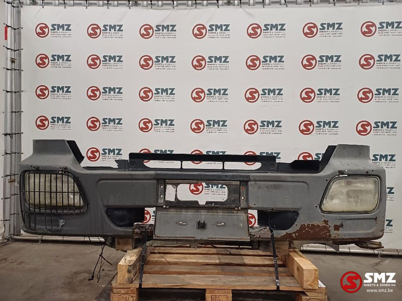 Mercedes-Benz Occ voorbumper Mercedes Actros MP2 - Pare-chocs pour Camion: photos 1 Mercedes-Benz Occ voorbumper Mercedes Actros MP2 - Pare-chocs pour Camion: photos 1