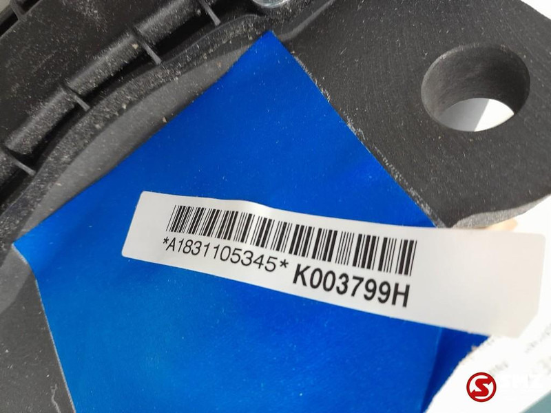 Mercedes-Benz Remklauw rechts + reparatieset mercedes - Étrier de frein pour Camion: photos 5 Mercedes-Benz Remklauw rechts + reparatieset mercedes - Étrier de frein pour Camion: photos 5