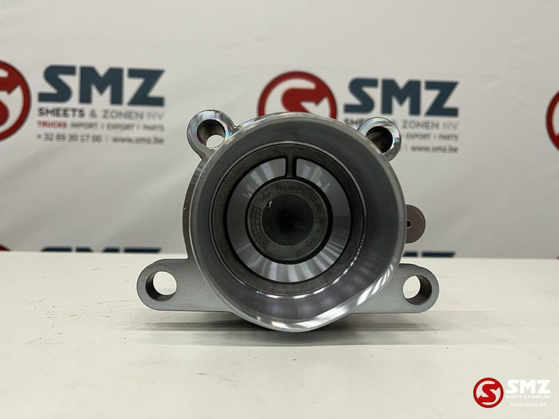 Mercedes-Benz Versnellingsbaksteller (hoog-laag aandrijving) - Boîte de vitesse pour Camion: photos 2 Mercedes-Benz Versnellingsbaksteller (hoog-laag aandrijving) - Boîte de vitesse pour Camion: photos 2