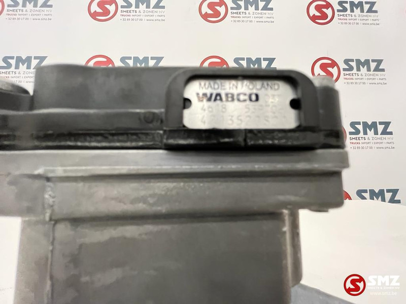 Mercedes-Benz Versnellingsbaksteller (hoog-laag aandrijving) - Boîte de vitesse pour Camion: photos 5 Mercedes-Benz Versnellingsbaksteller (hoog-laag aandrijving) - Boîte de vitesse pour Camion: photos 5