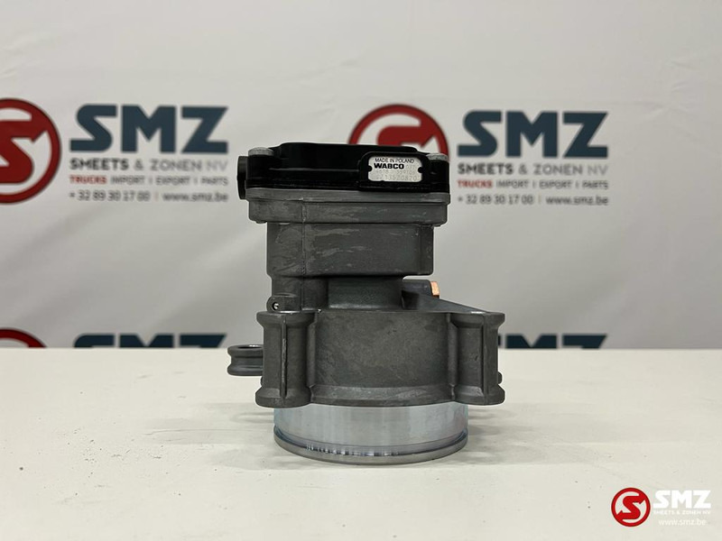 Mercedes-Benz Versnellingsbaksteller (hoog-laag aandrijving) - Boîte de vitesse pour Camion: photos 1 Mercedes-Benz Versnellingsbaksteller (hoog-laag aandrijving) - Boîte de vitesse pour Camion: photos 1