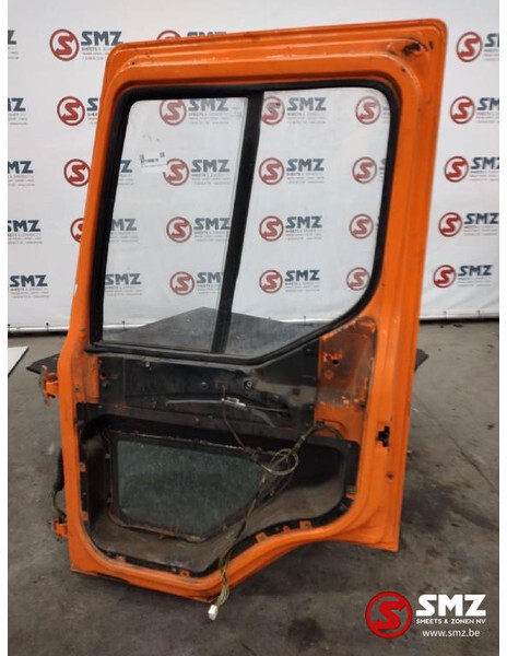 Renault Occ Deur rechts Renault Premium 300 - Portière et pièces pour Camion: photos 2 Renault Occ Deur rechts Renault Premium 300 - Portière et pièces pour Camion: photos 2