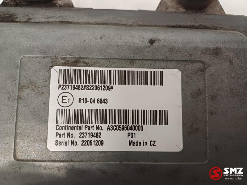 Renault Occ ECU AdBlue regeleenheid Renault - Bloc de gestion pour Camion: photos 3 Renault Occ ECU AdBlue regeleenheid Renault - Bloc de gestion pour Camion: photos 3