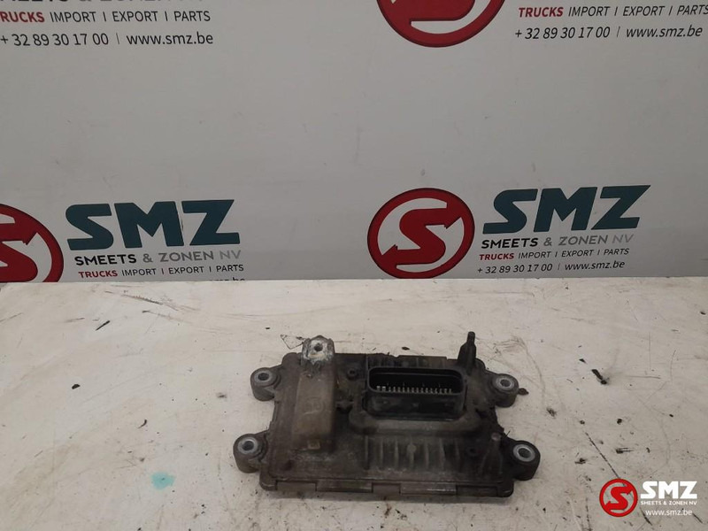 Renault Occ ECU AdBlue regeleenheid Renault - Bloc de gestion pour Camion: photos 1 Renault Occ ECU AdBlue regeleenheid Renault - Bloc de gestion pour Camion: photos 1