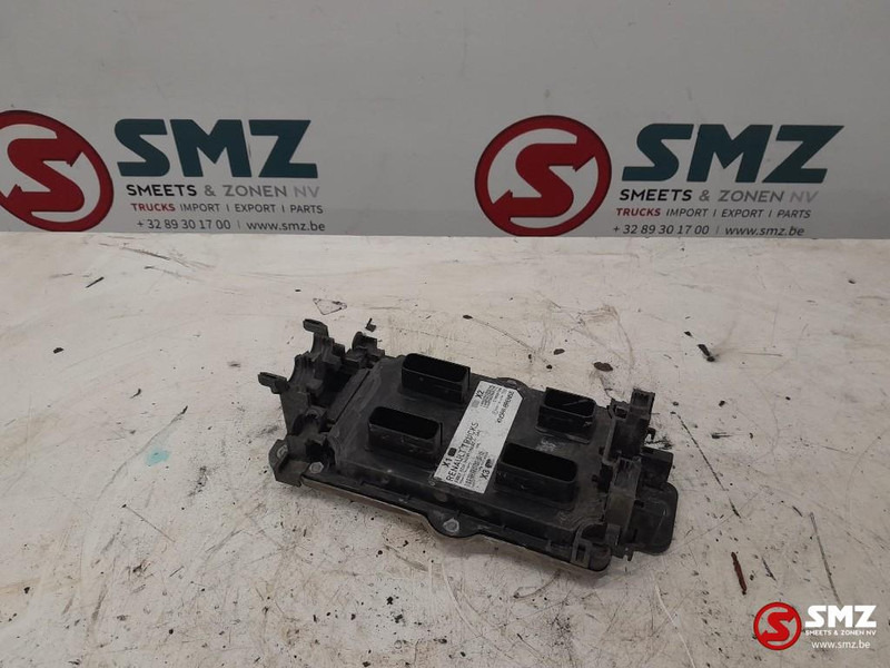Renault Occ ECU EBS 7 besturingseenheid Renault - Bloc de gestion pour Camion: photos 1 Renault Occ ECU EBS 7 besturingseenheid Renault - Bloc de gestion pour Camion: photos 1