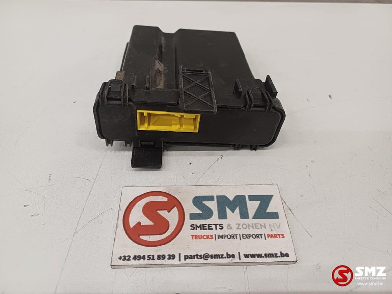 Renault Occ ECU HMIIOM regeleenheid Renault - Bloc de gestion pour Camion: photos 1 Renault Occ ECU HMIIOM regeleenheid Renault - Bloc de gestion pour Camion: photos 1