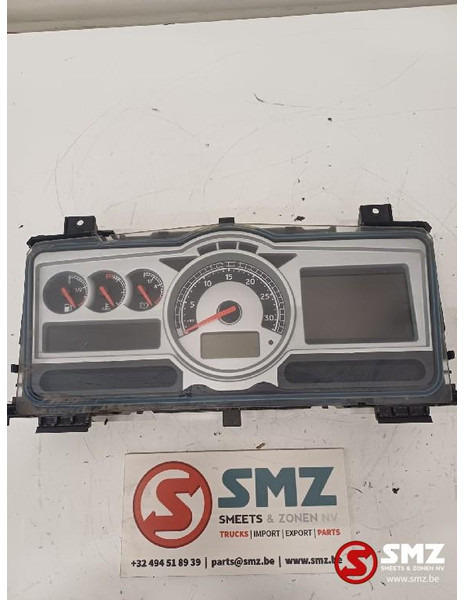 Renault Occ instrumentenpaneel Renault - Panel de instrumentos pour Camion: photos 1 Renault Occ instrumentenpaneel Renault - Panel de instrumentos pour Camion: photos 1