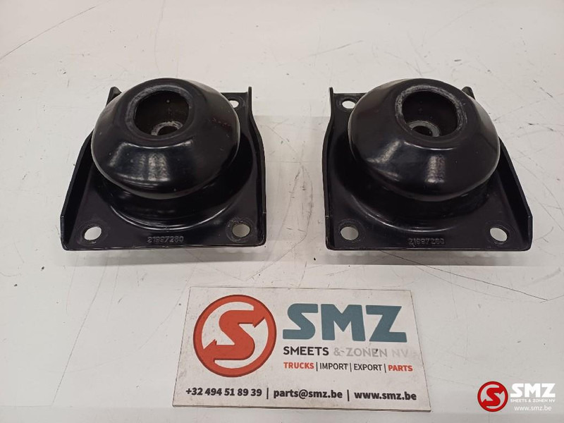 Renault Occ set motorsteunen Renault - Support de moteur pour Camion: photos 2 Renault Occ set motorsteunen Renault - Support de moteur pour Camion: photos 2