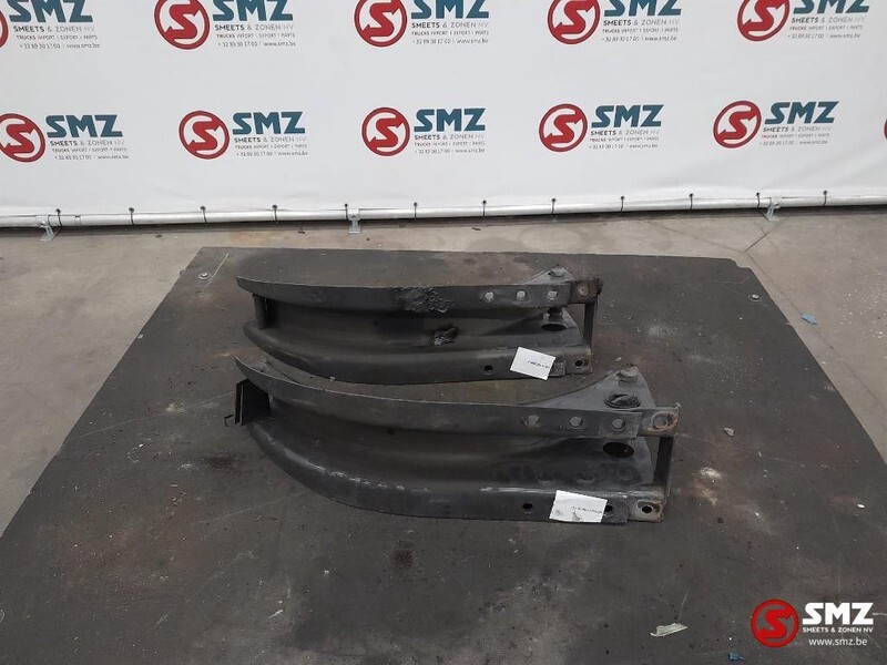 Renault Occ set tanksteunen Renault T 20721537 - Préparation du carburant pour Camion: photos 4 Renault Occ set tanksteunen Renault T 20721537 - Préparation du carburant pour Camion: photos 4