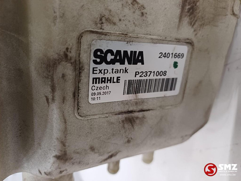 Scania Expansievat SCANIA R-series (01.04-) - Vase d'expansion pour Camion: photos 5 Scania Expansievat SCANIA R-series (01.04-) - Vase d'expansion pour Camion: photos 5
