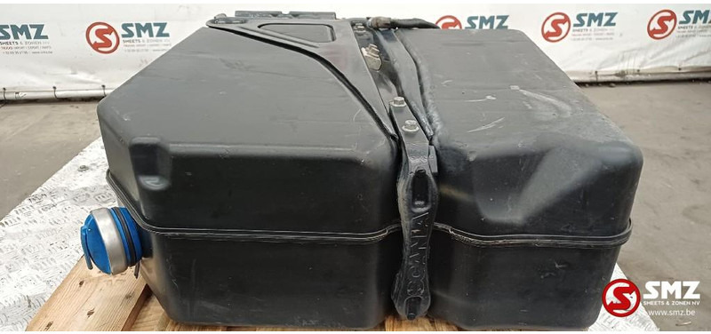 Scania Occ AdBluetank 105L Scania - Préparation du carburant pour Camion: photos 2 Scania Occ AdBluetank 105L Scania - Préparation du carburant pour Camion: photos 2